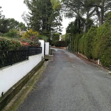 Comme Chez Vous Holiday home Saint-Raphael (Var)